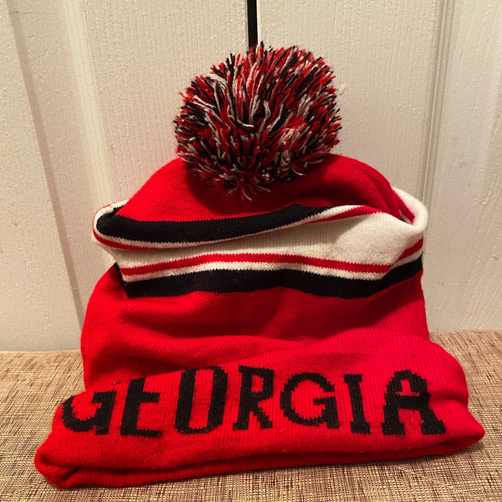 Georgia Bulldogs Adult Chuffed Reflective Knit Hat